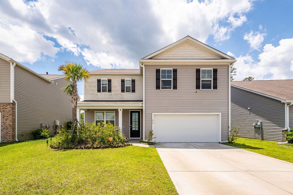 Foto principal - 4 Bedroom 2.5 Bath Home in Cane Bay Planta...