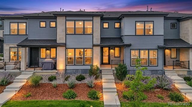 Foto del edificio - 7922 Sterling Ranch Ave