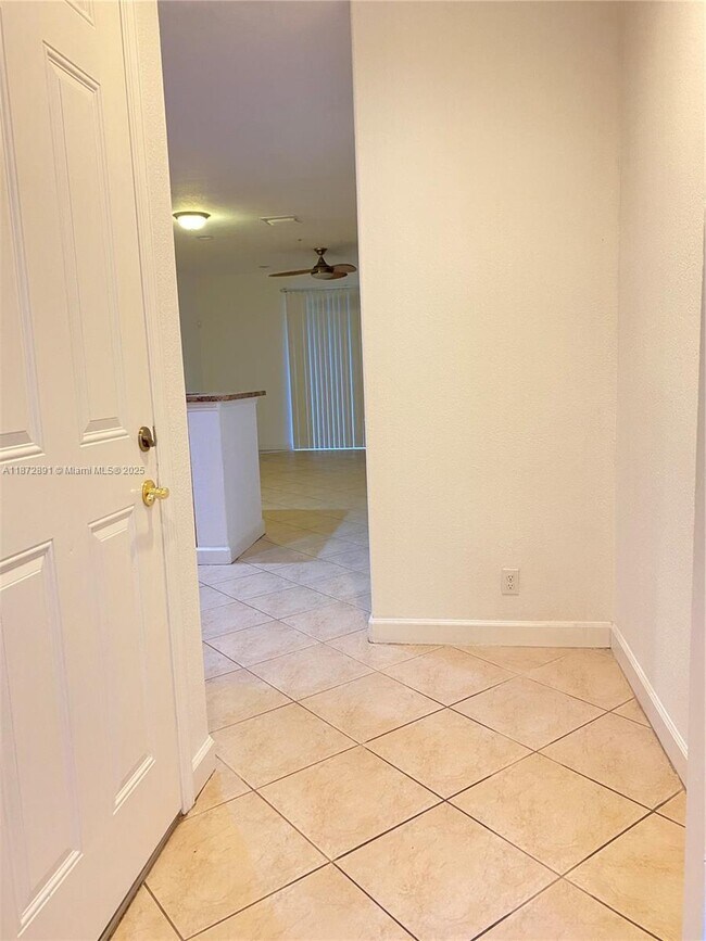 Foto del edificio - 3503 NW 14th Ct