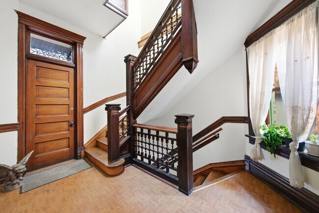 Foto del edificio - 1838 S Ashland Ave