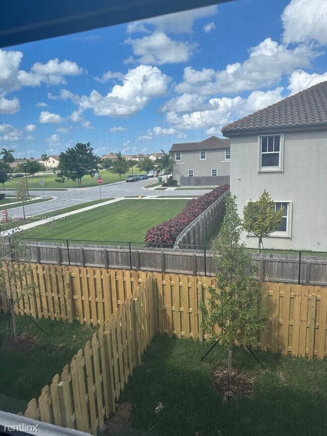 Foto del edificio - 3 br, 2.5 bath House - 11781 SW 245th Ter