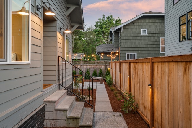 Photo - 6404 47th Ave SW House