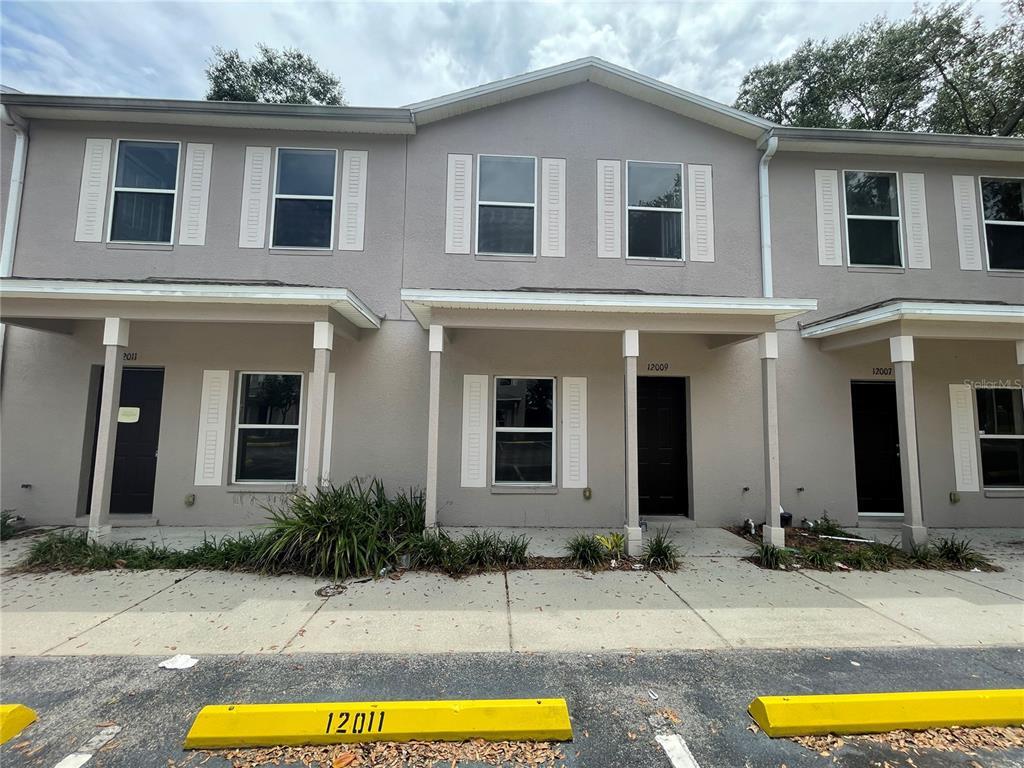 12009 Peach Grv Ct, Seffner, FL 33584 Townhome Rentals in Seffner FL