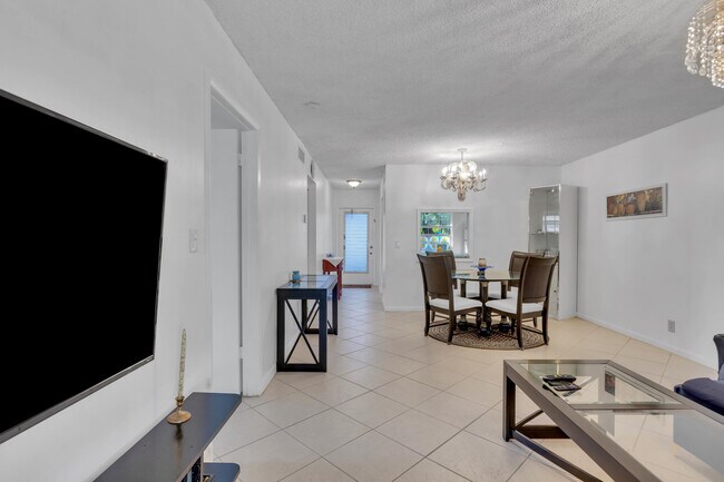 Foto del edificio - 857 Worcester Ln