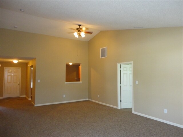 Foto del edificio - 734 Daybreak Drive