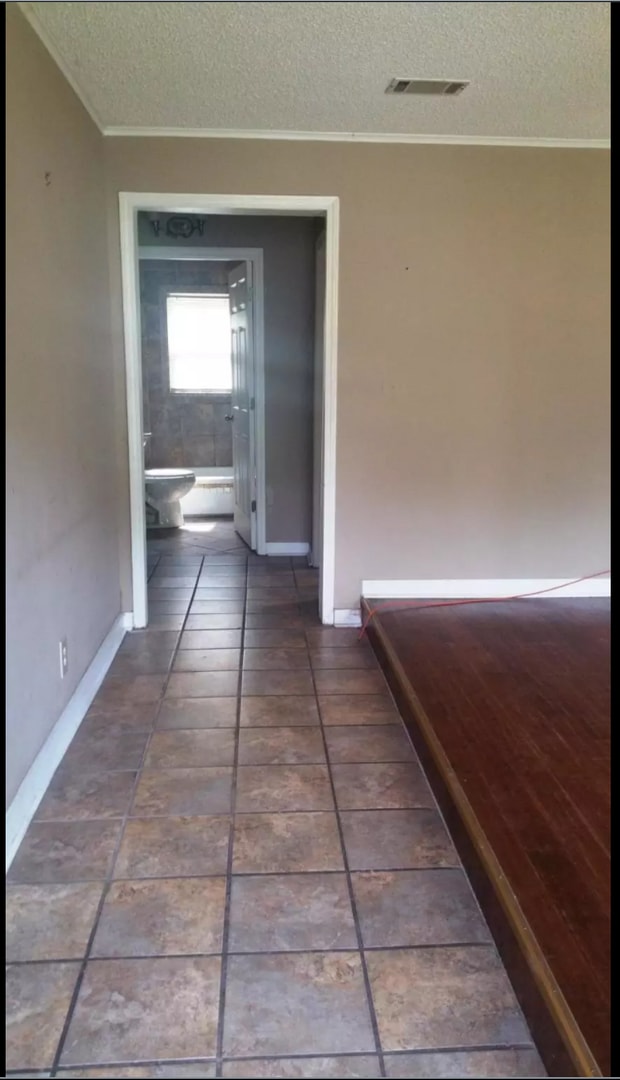 Building Photo - 3 bedroom home