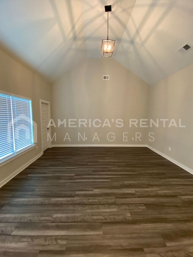 Foto del edificio - Home for Rent in Thorsby, AL!!! Available NOW!!