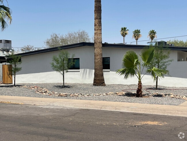 Building Photo - 3301 N 66th Pl