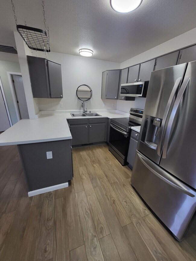 Foto del edificio - NIG0201&gt;**