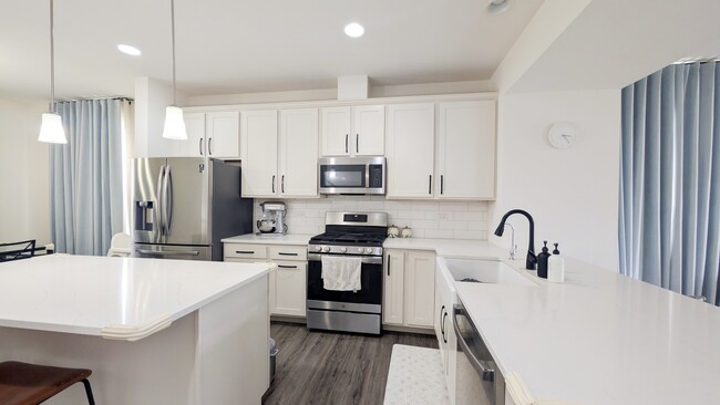 Building Photo - 29W734 Cambridge Lot #1101 Dr