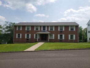 Building Photo - 17 Coventry Rd