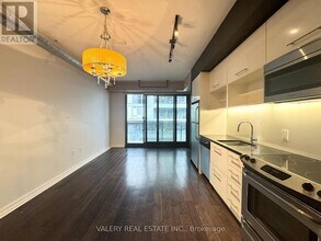 Building Photo - 47 Lower River Street