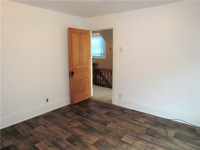 Foto del edificio - 455 E 7th Ave