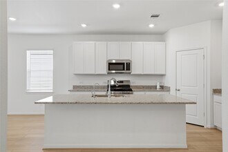 Building Photo - 21835 Canyon Moon Ln