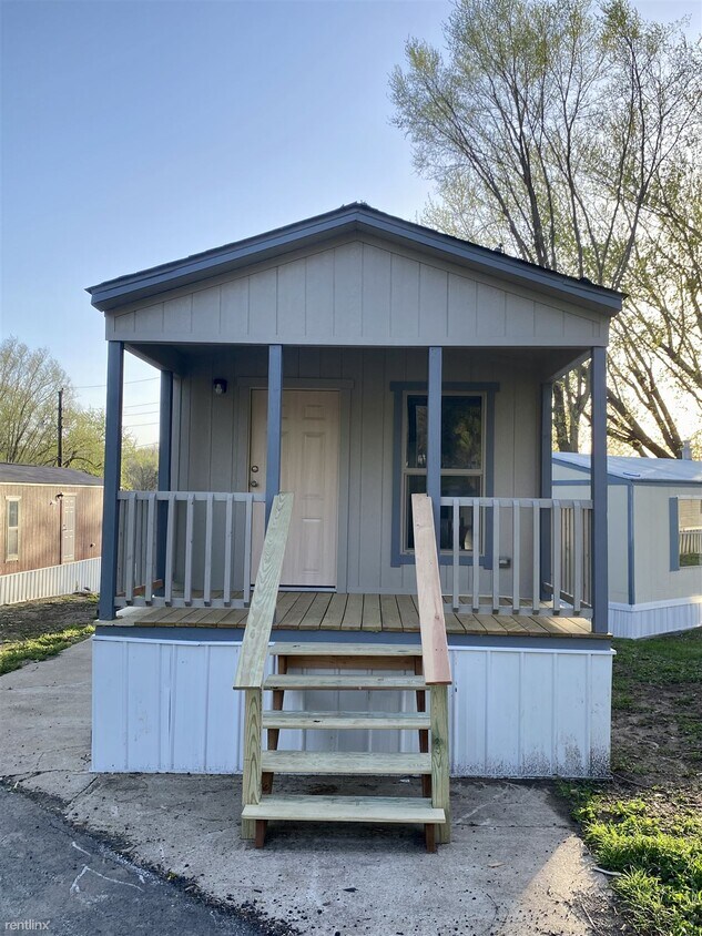 1 br, 1 bath House 192 Countryside Ln House Rental in Saint Joseph