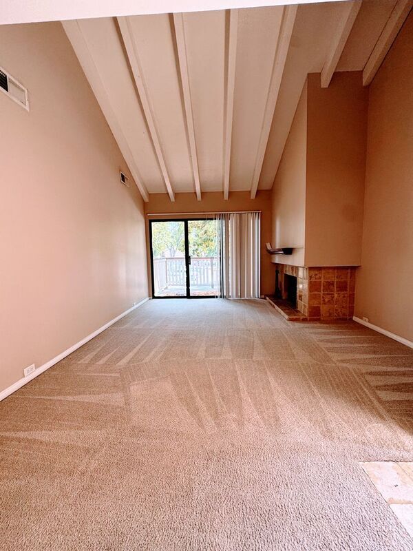 Building Photo - 508 Woodside Oaks