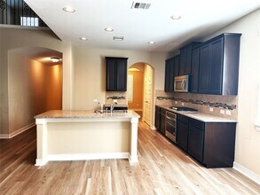 Building Photo - 22523 Birch Ridge Meadow Dr