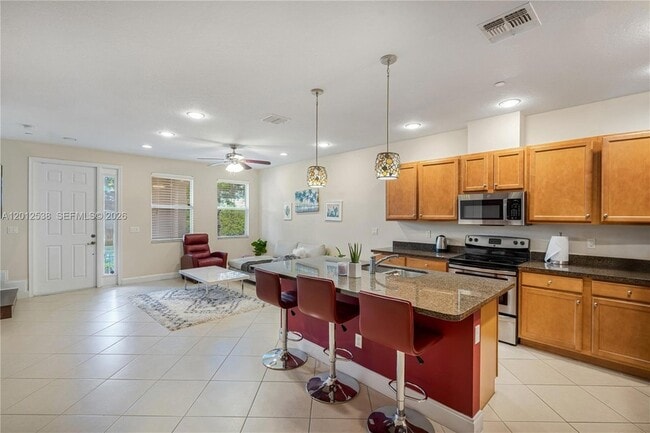 Foto del edificio - 4025 Cascada Cir