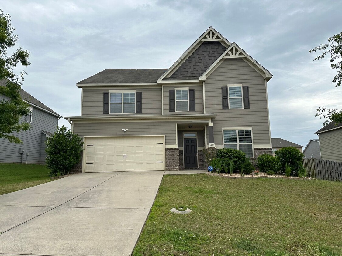 Primary Photo - 1508 Driftwood Lane