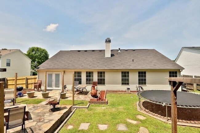 Foto del edificio - 3151 Greenbrier Ct