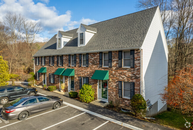 Building Photo - Indian Rock Townhouse Condominiums
