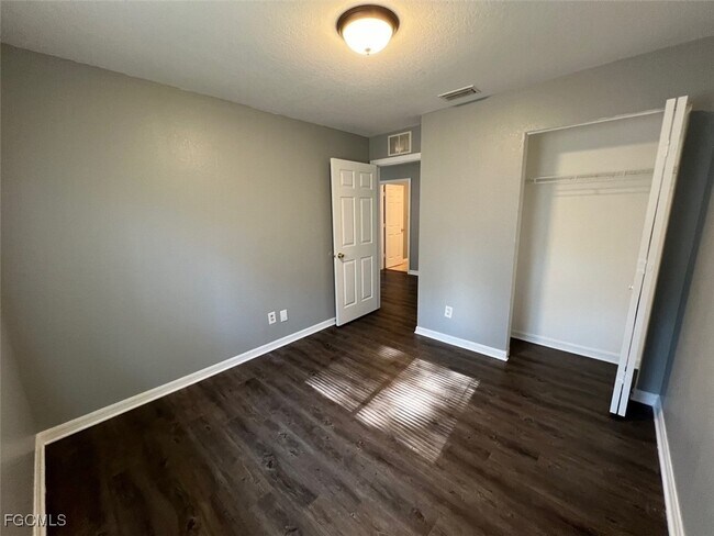 Building Photo - 415 East 12th Street