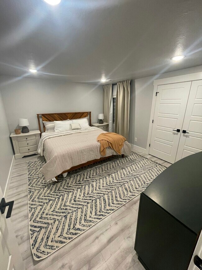 Foto del edificio - 201 N 20 W