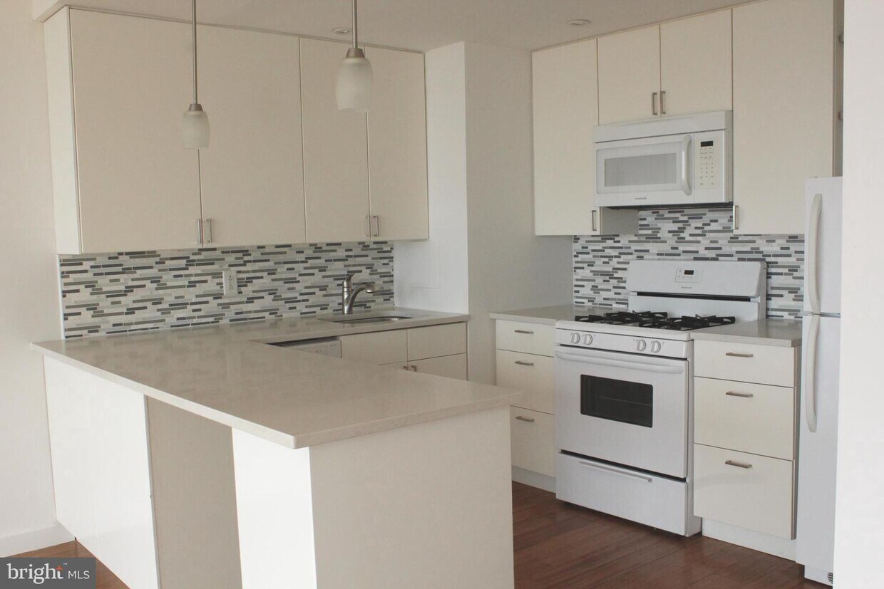 Foto principal - 210 Locust St