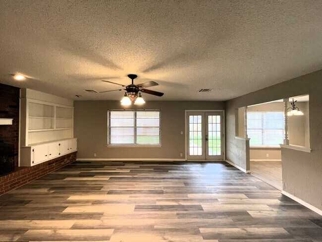 Building Photo - Charmingly Updated: A Timeless Gem with Mo...