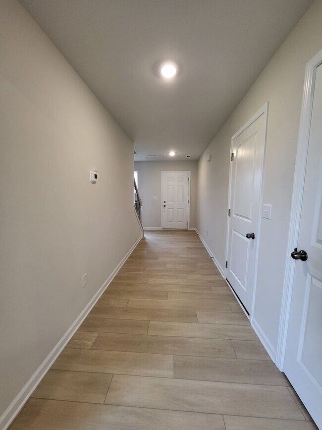 Foto del edificio - Stunning 5BR/3BA Home located in Statesville