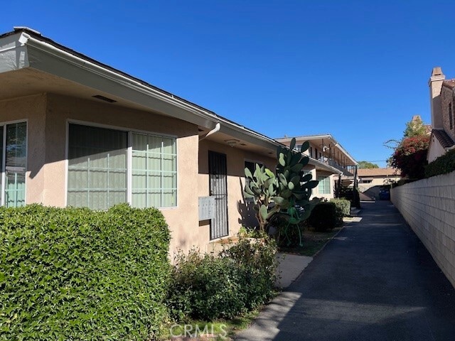 Primary Photo - 738 S Stoneman Ave