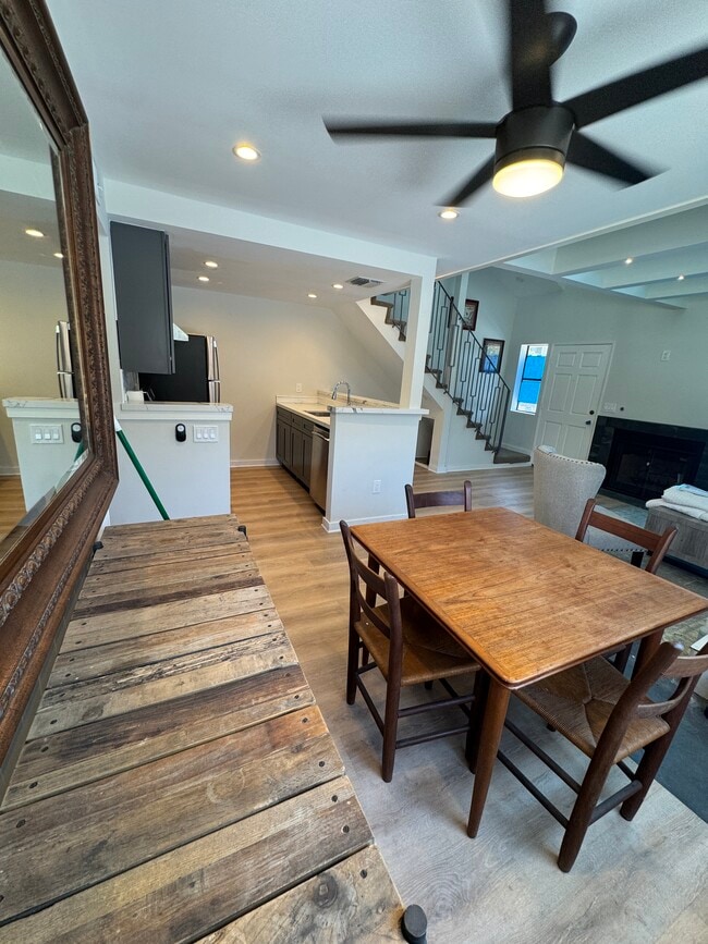 Foto del edificio - 2650 Lake Ave