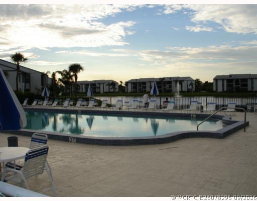 Foto del edificio - 1105 Green Pine Blvd