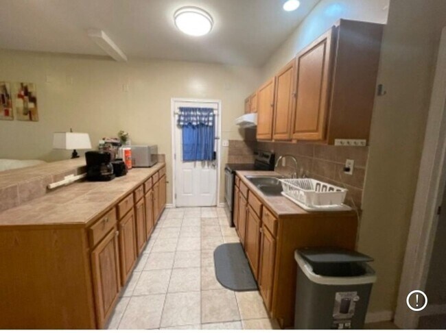 Foto del edificio - 3 Bedroom Single Family Home in Herndon