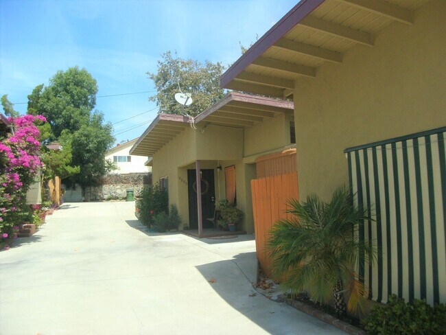 Building Photo - 6901 Valmont St
