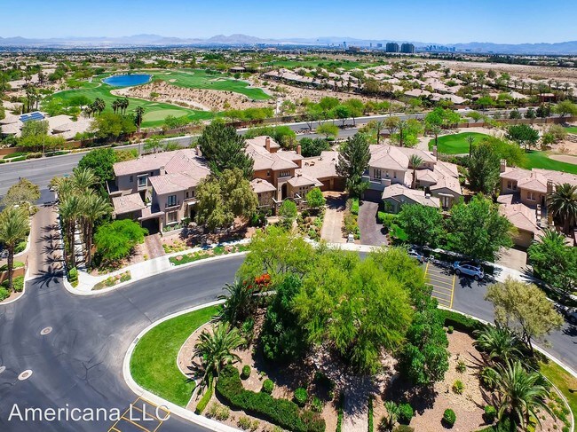 Building Photo - 400 N Royal Ascot Dr