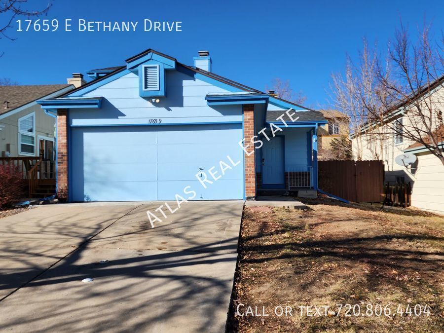 Primary Photo - Stunning 3 bedroom 2 bath home located in ...
