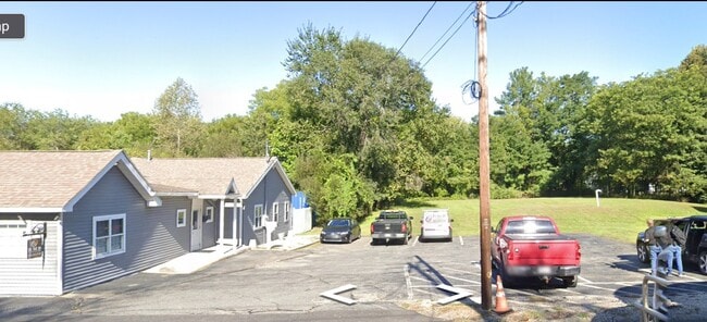 Building Photo - 1135 Washington St