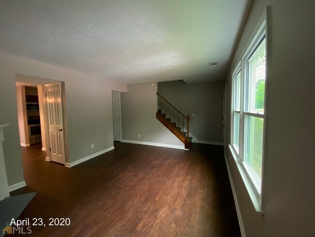 Building Photo - 78 Mt Moriah Rd