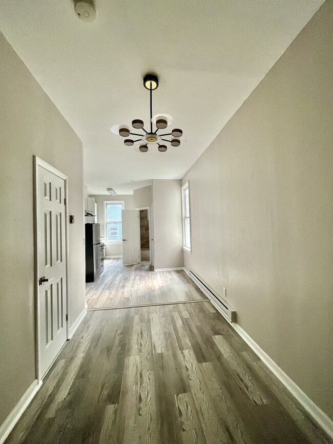 111 Prospect St 1R - 108 Prospect St