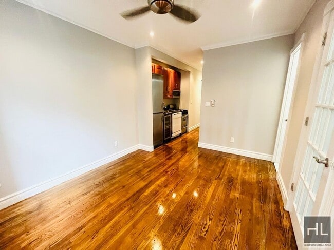 Building Photo - Renovated Gramercy 2-Bedroom with Modern F...