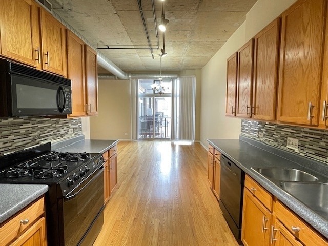 Building Photo - 1000 W Adams St