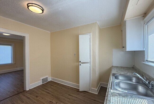 Foto del edificio - 16544 Asbury Park