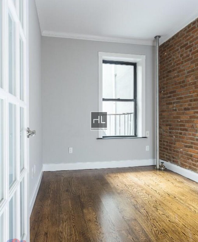 Foto del edificio - W 14TH ST.