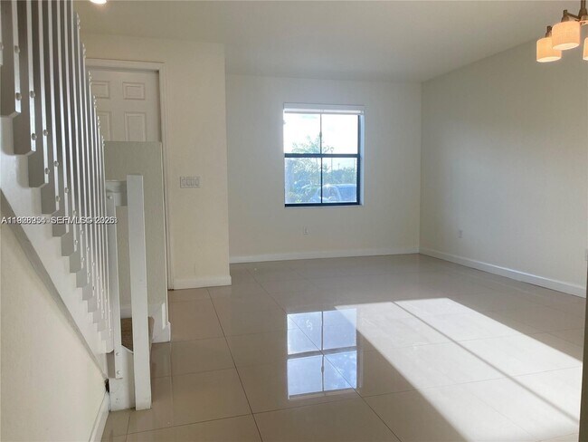 Foto del edificio - 10491 W 34th Ct