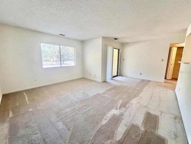 Foto del edificio - 13385 Arbor Pointe Cir