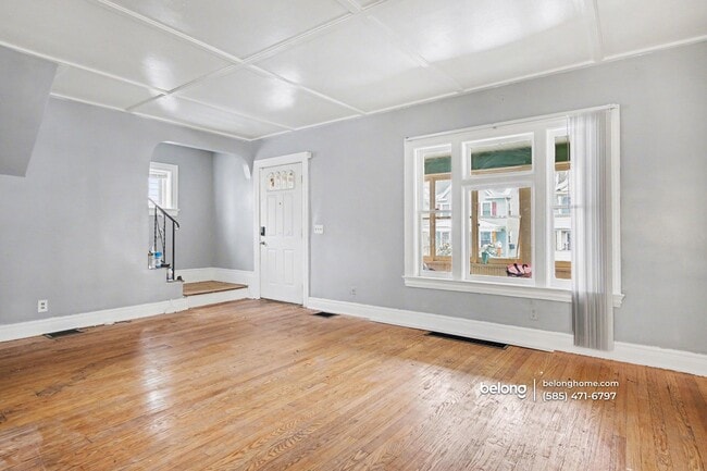 Building Photo - 312 Sawyer St