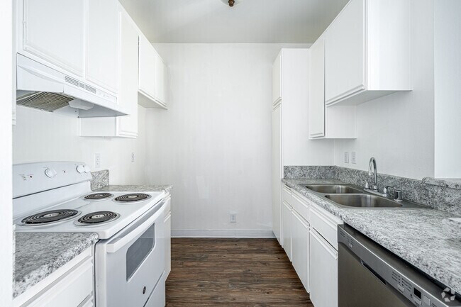2 habitaciones, 1 baño - 800 pies cuadrados - Cocina - Magnolia Villas