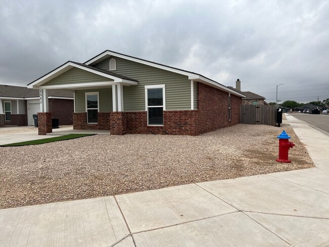 Building Photo - Available June in Frenship ISD: 3-Bedroom, 2-Bath Home!