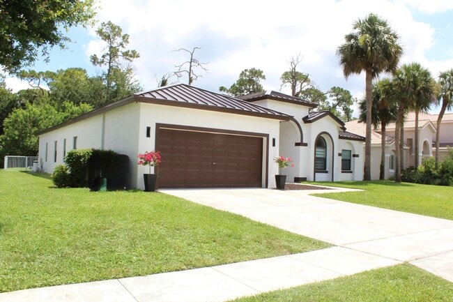 Building Photo - 15515 Whispering Willow Dr